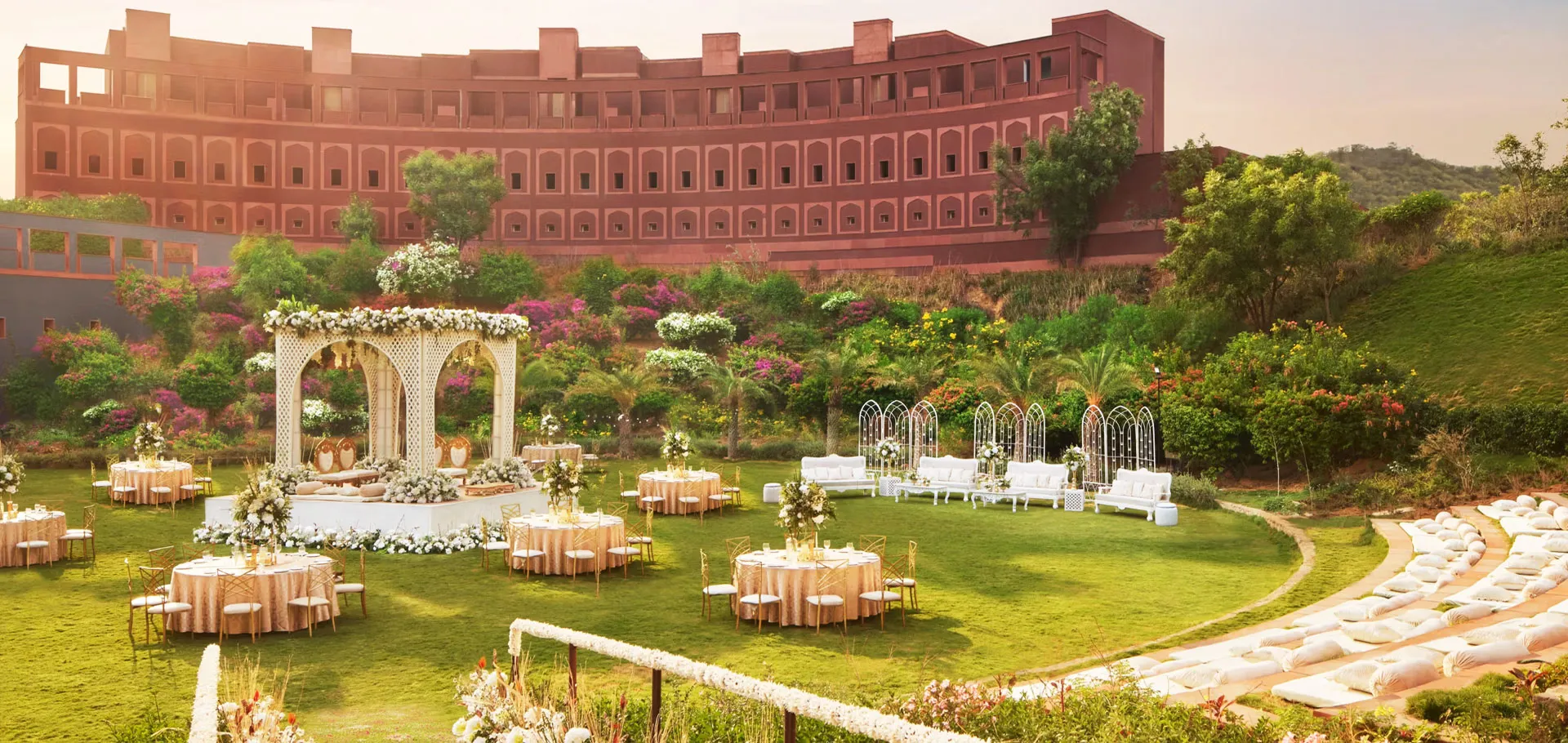 Taj Devi Ratn  Weddings