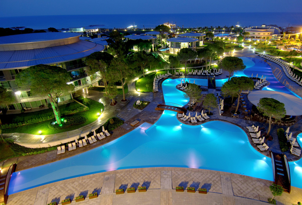 Calista Luxury Resort