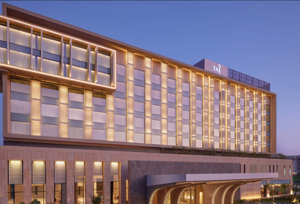 Taj Amer